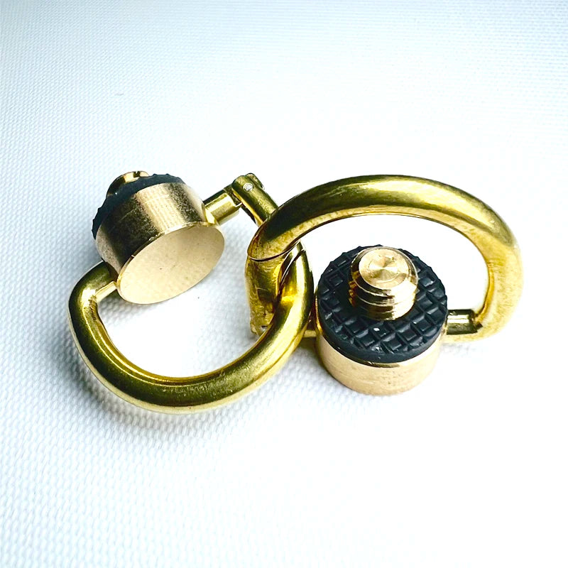 Brass Camping Light Metal D-Ring Screw – 1/4"